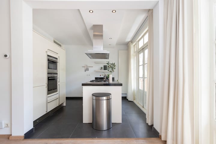 Foto 12 van Jekerstraat 67-1