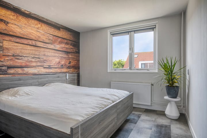 Photo 4 of Steenplaat 20