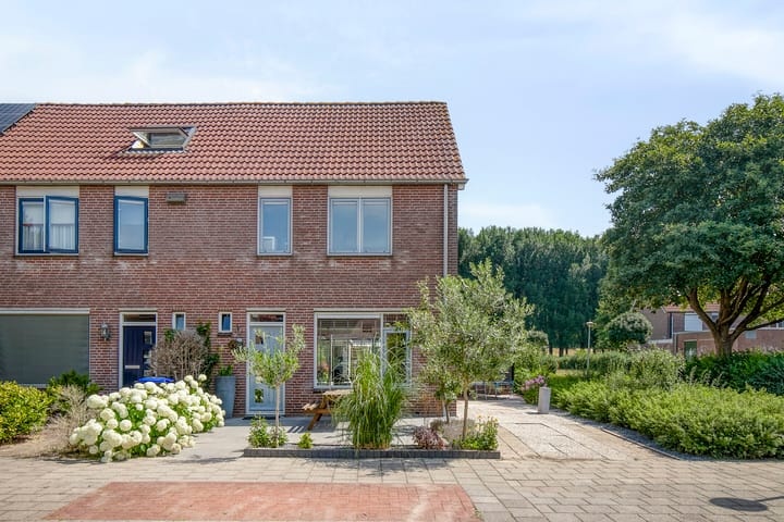 Photo 6 of Steenplaat 20