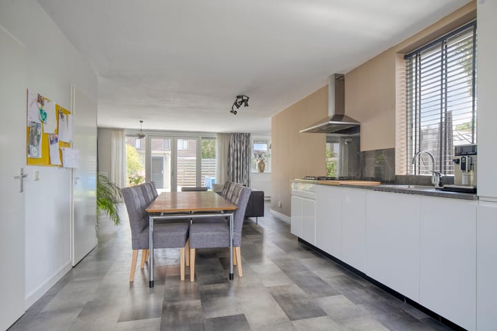 Photo 11 of Steenplaat 20