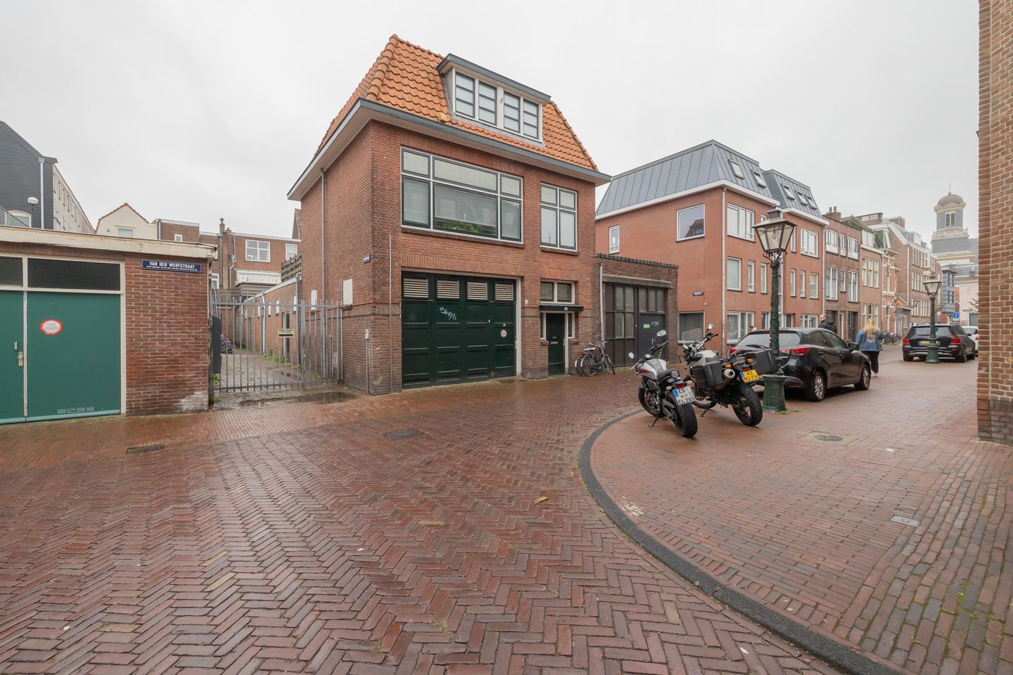 Bekijk foto 2 van Haarlemmerstraat 158-160