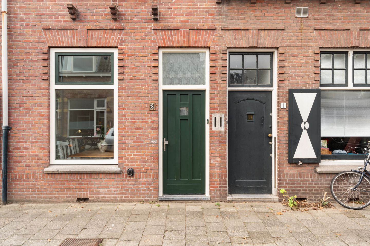 Foto 5 van Van der Helststraat 3