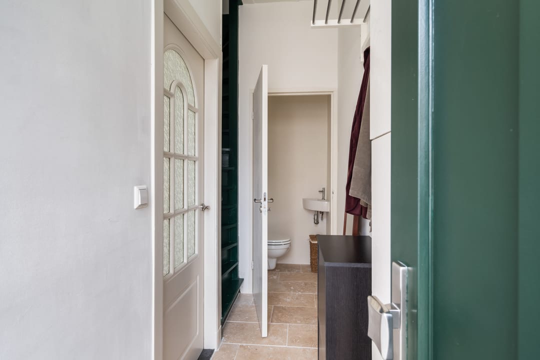 Foto 7 van Van der Helststraat 3