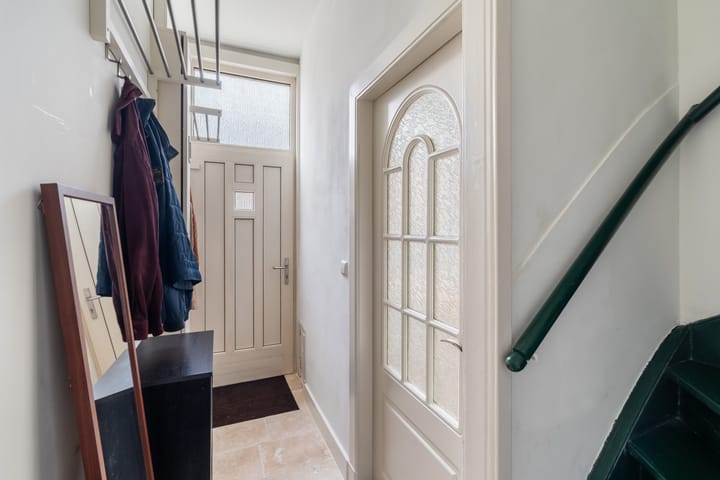 Foto 8 van Van der Helststraat 3