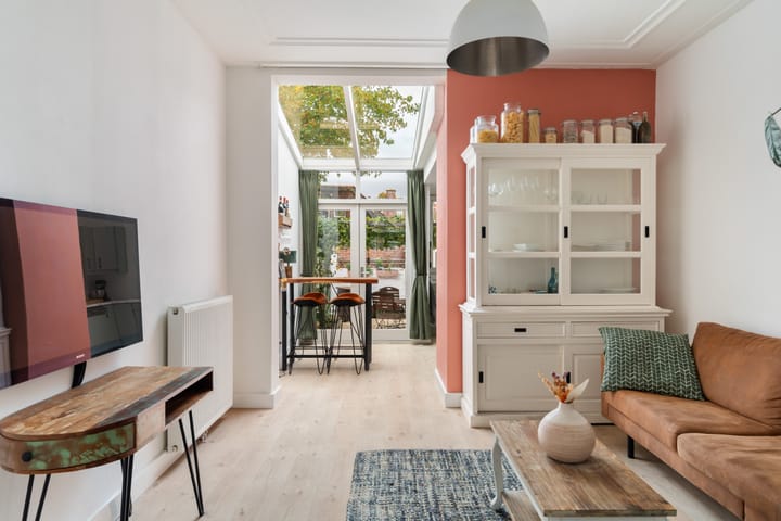 Foto 13 van Van der Helststraat 3