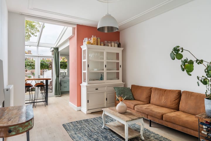 Foto 15 van Van der Helststraat 3