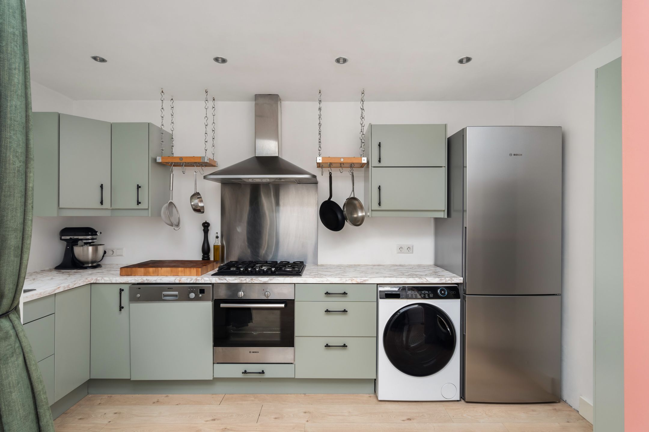 Foto 21 van Van der Helststraat 3