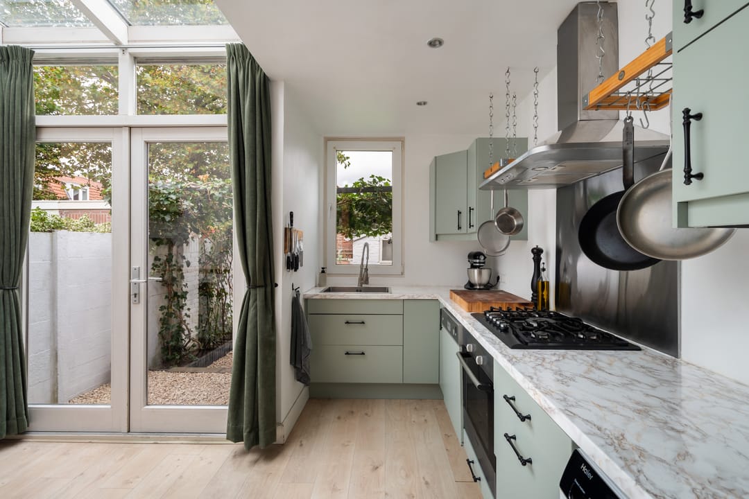 Foto 22 van Van der Helststraat 3