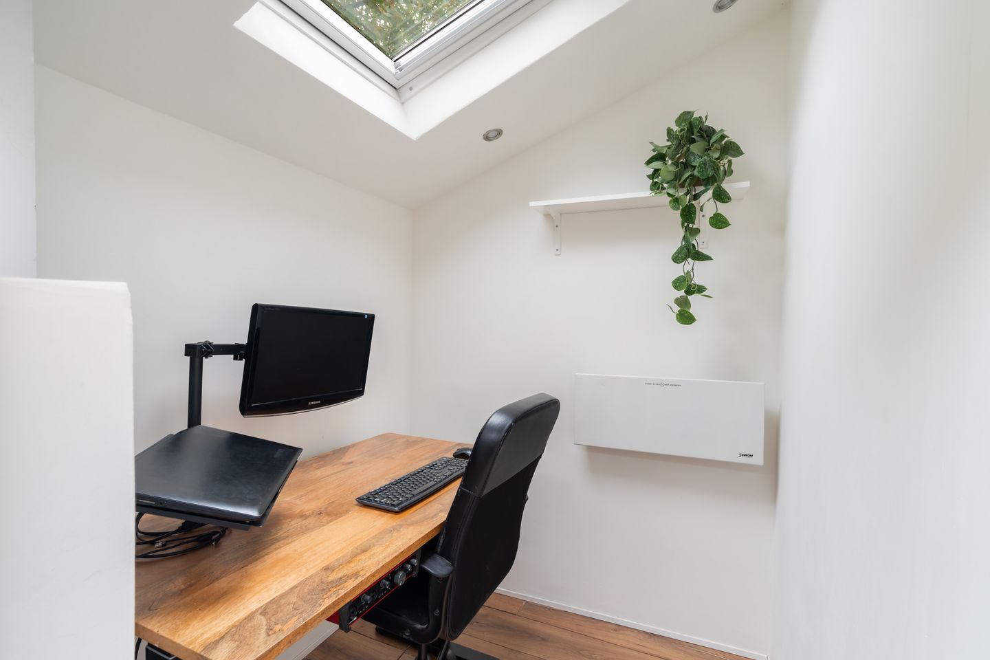 Foto 34 van Van der Helststraat 3