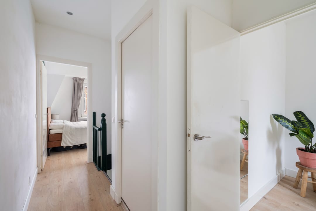 Foto 38 van Van der Helststraat 3