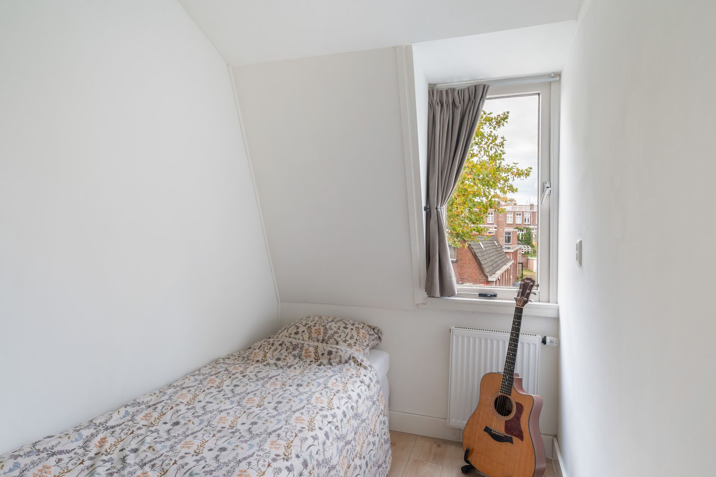 Foto 44 van Van der Helststraat 3