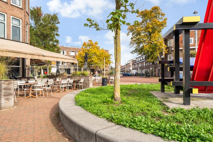 Foto 60 van Van der Helststraat 3