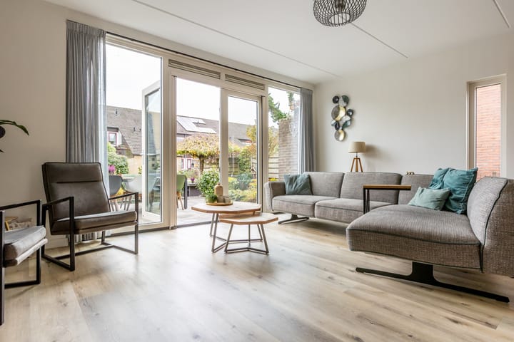 Photo 2 of Pijlkruid 19