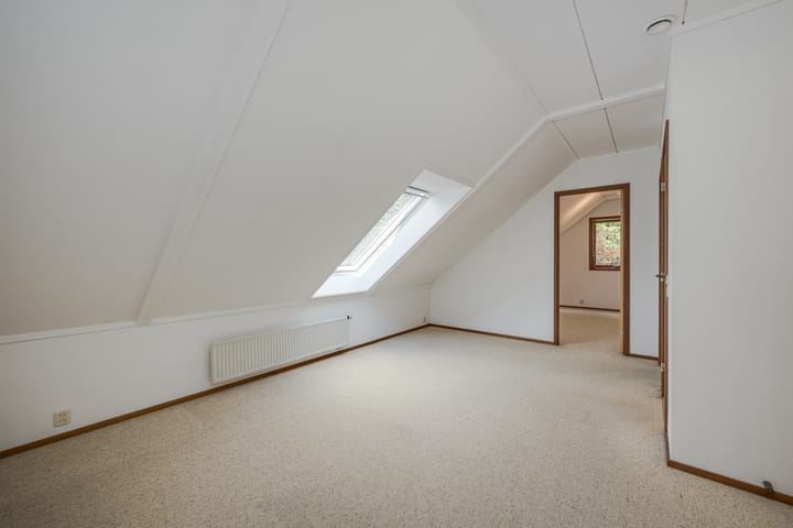 Foto 33 van Van Hamellaan 32