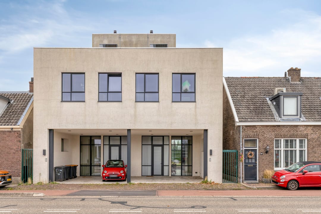 Photo 2 of Straatweg 52-A