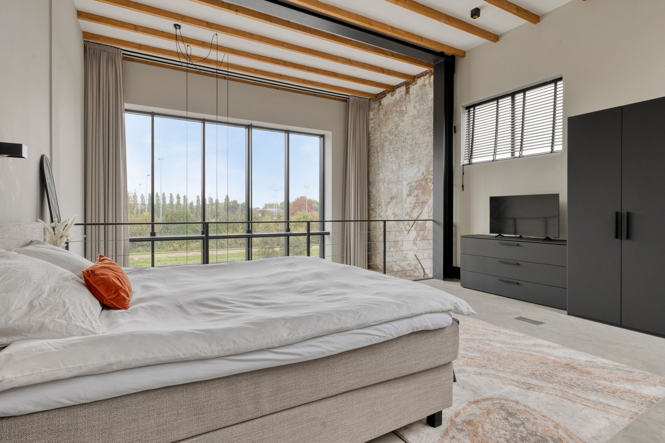 Photo 18 of Straatweg 52-A