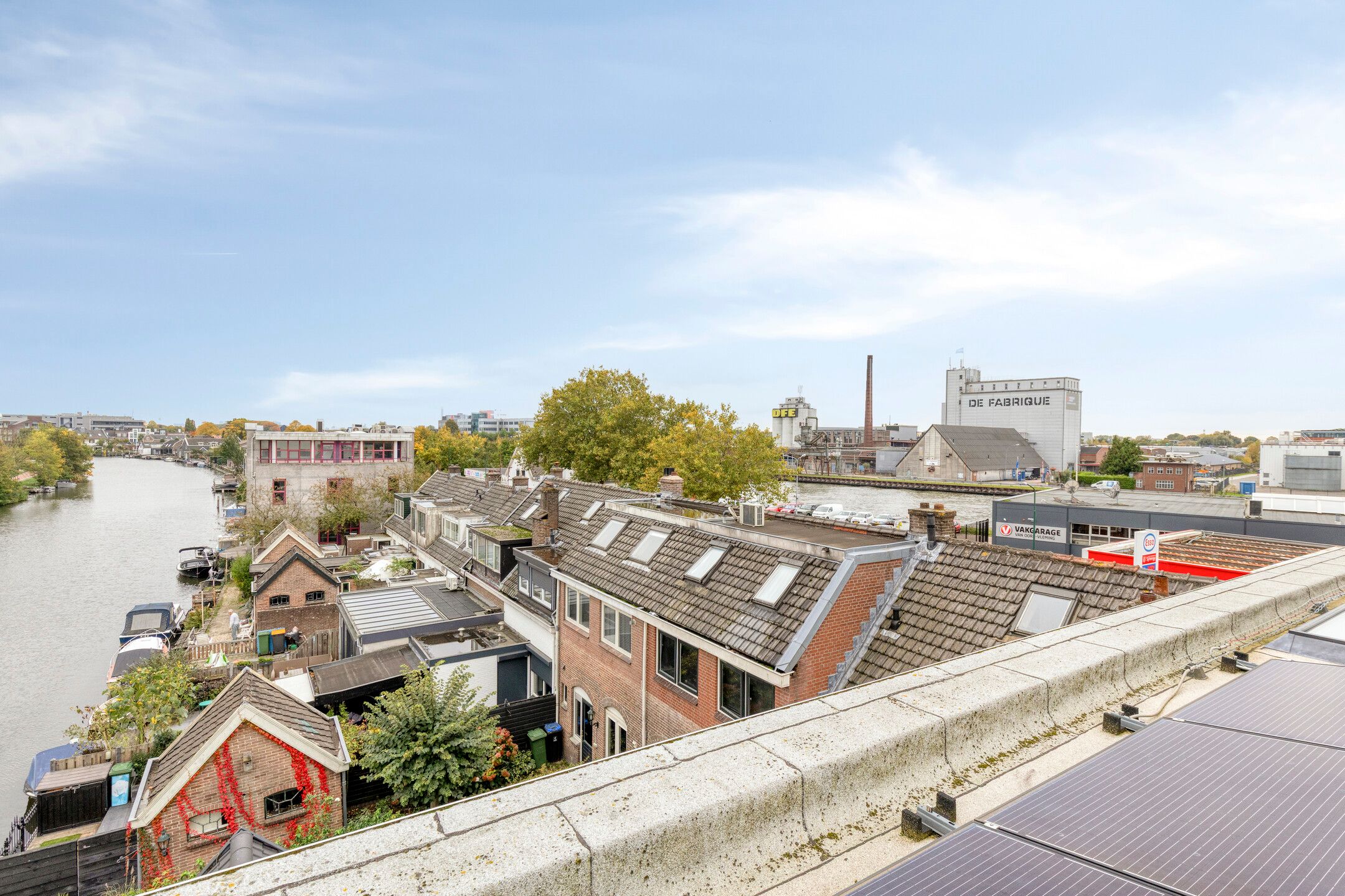 Photo 30 of Straatweg 52-A