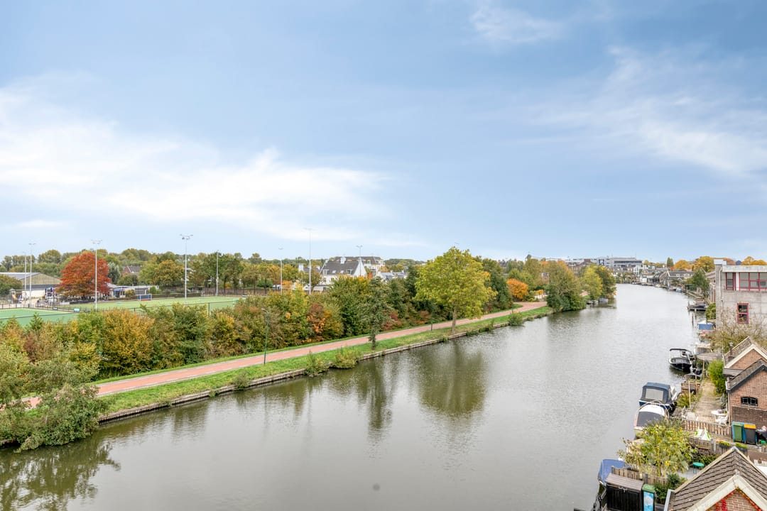 Photo 31 of Straatweg 52-A