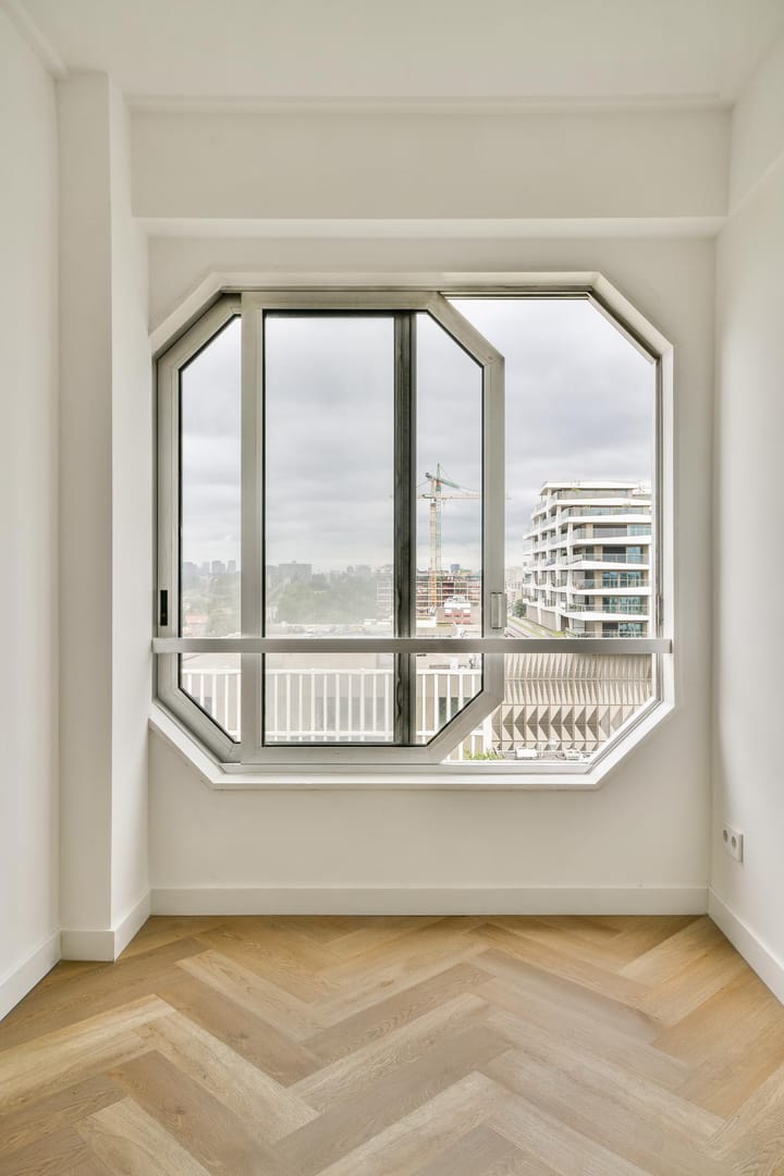 Photo 37 of Meander 647