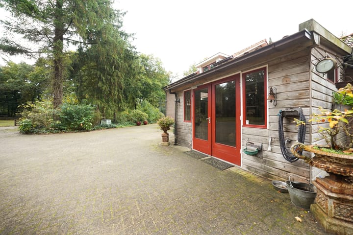 Photo 16 of Domeinenweg 4