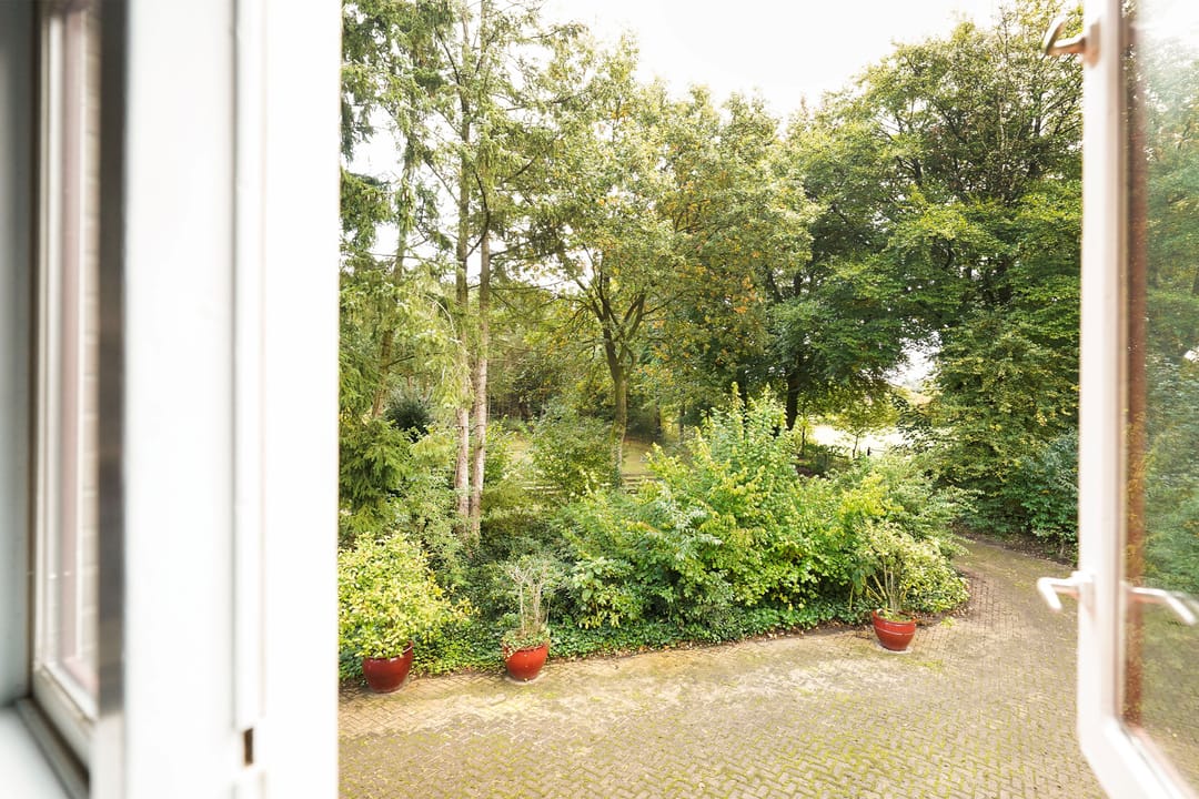 Photo 41 of Domeinenweg 4