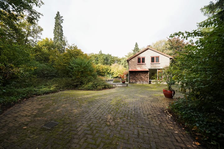 Photo 73 of Domeinenweg 4