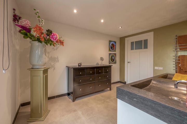 Foto 22 van De Flerustraat 4