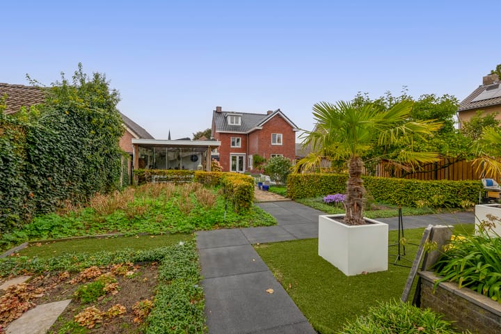 Foto 29 van De Flerustraat 4