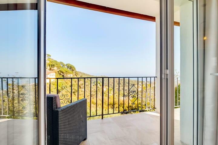 Foto 70 van Avinguda dels Arbres 13