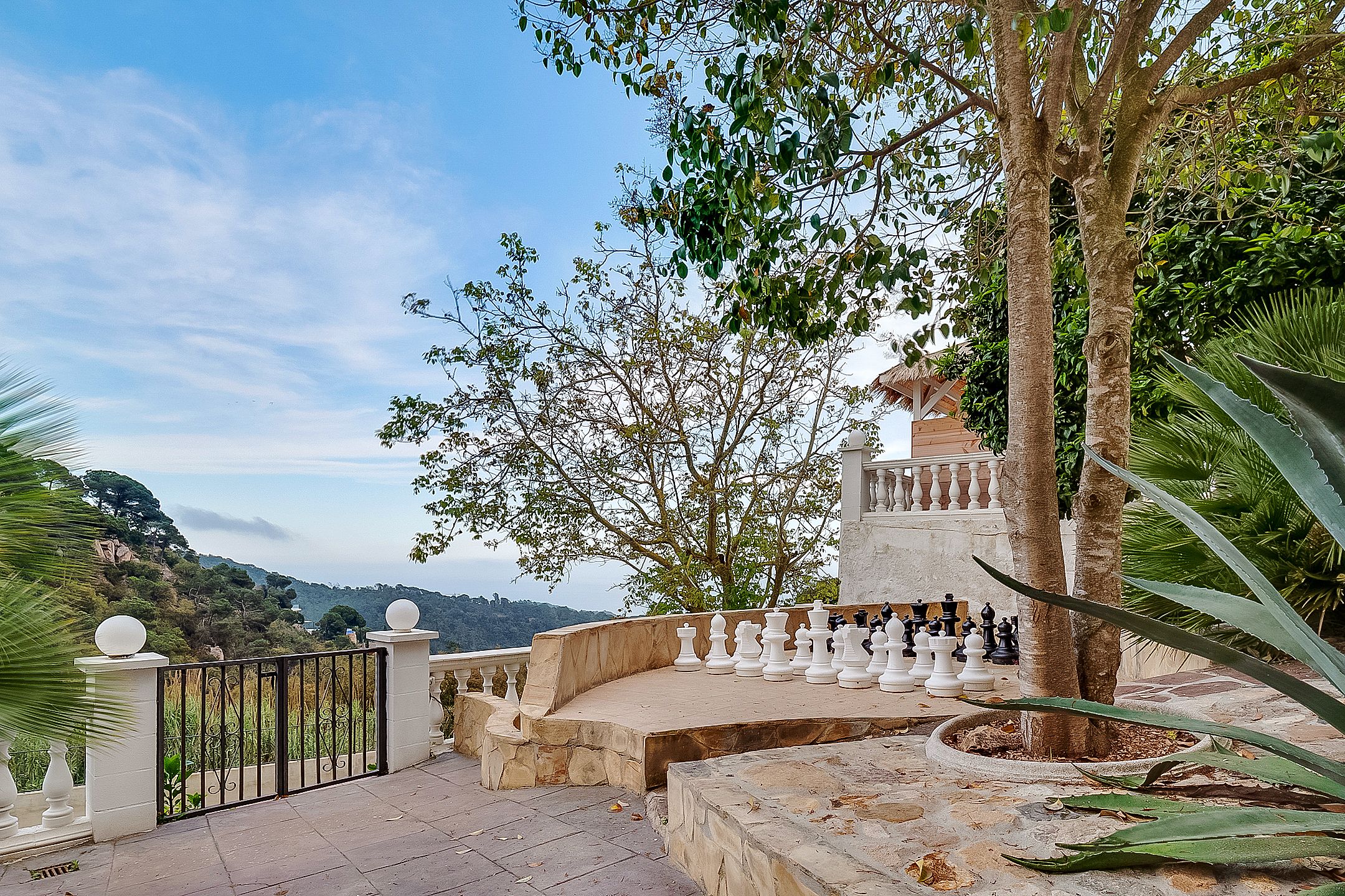 Foto 90 van Avinguda dels Arbres 13