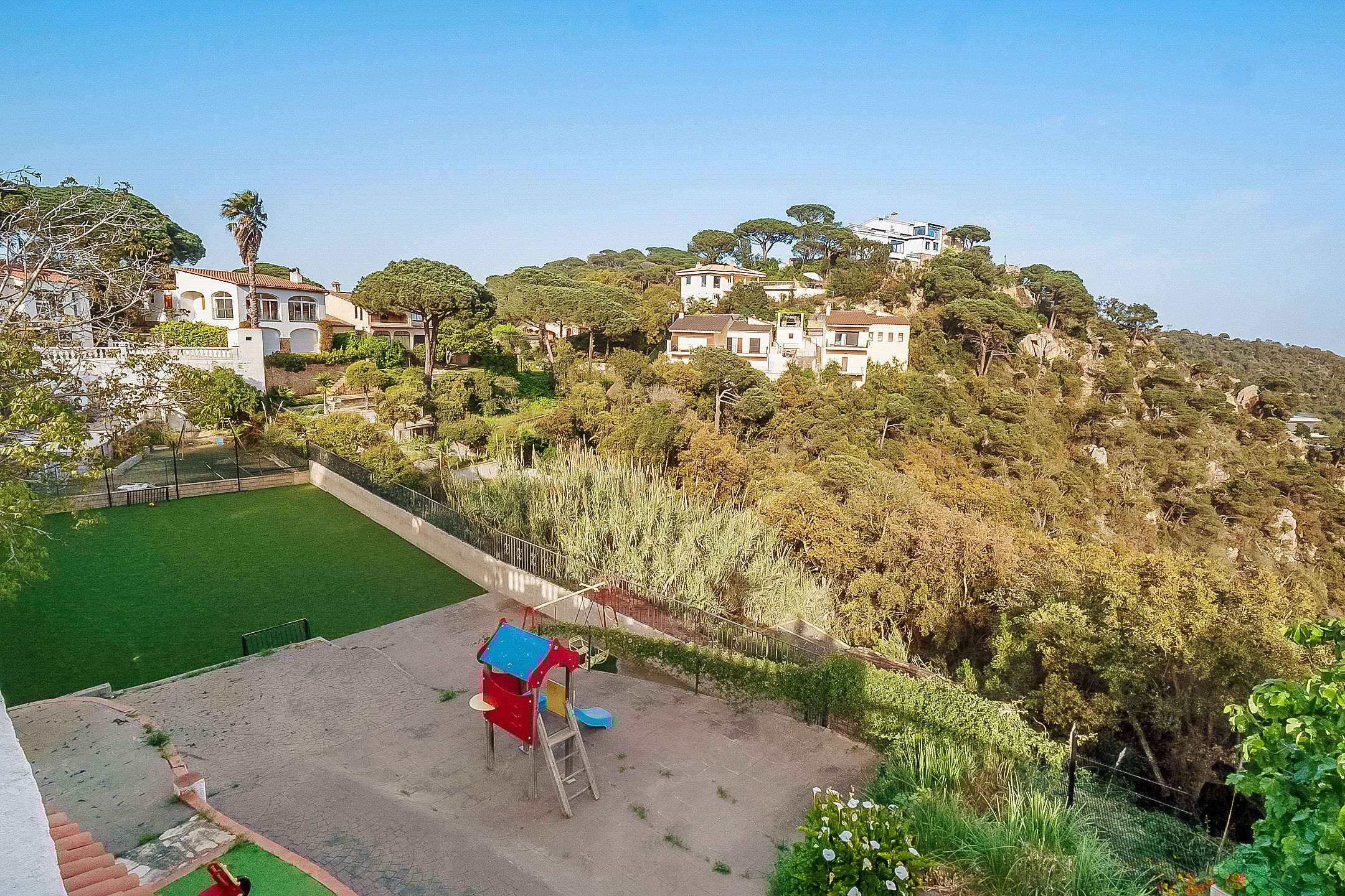 Foto 135 van Avinguda dels Arbres 13