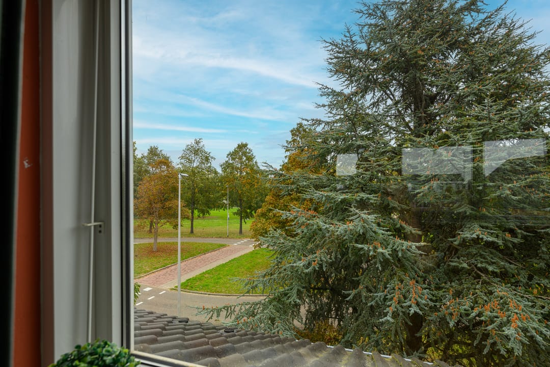 Foto 23 van Natuursteenlaan 103