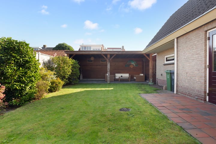 Photo 20 of Burgemeester Smitstraat 14