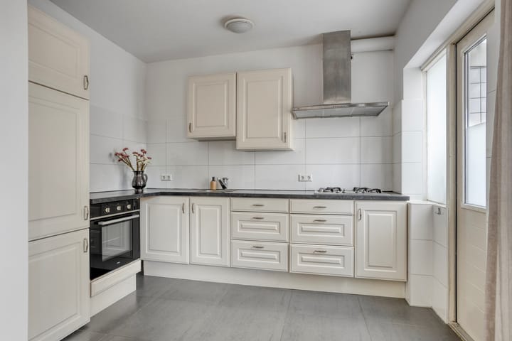 Photo 4 of Karel Doormanstraat 3