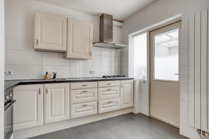 Photo 16 of Karel Doormanstraat 3