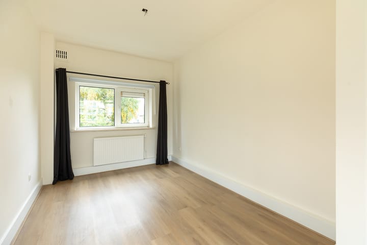 Photo 12 of Oosterengweg 79