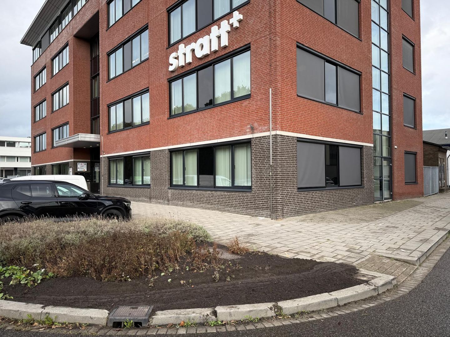 View photo 2 of H.A. Lorentzstraat 1-A