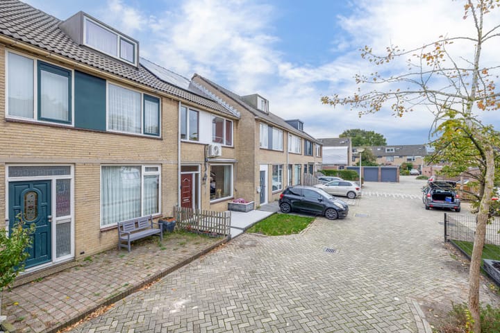 Foto 7 van Baarsveen 124