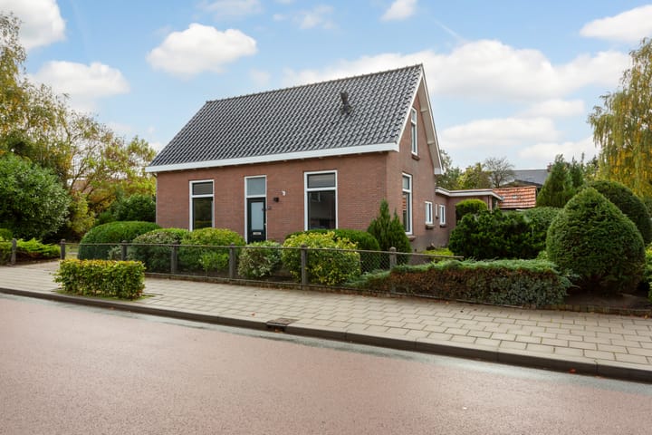 Photo 4 of Stationsstraat 41