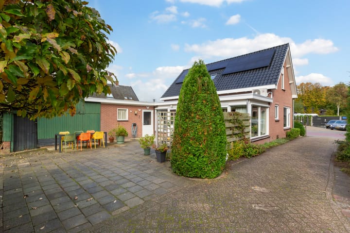 Photo 21 of Stationsstraat 41