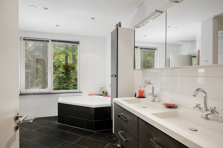 Foto 44 van Middenweg 10