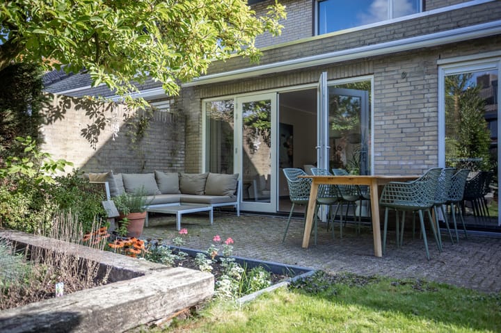 Photo 42 of Suurhofflaan 4