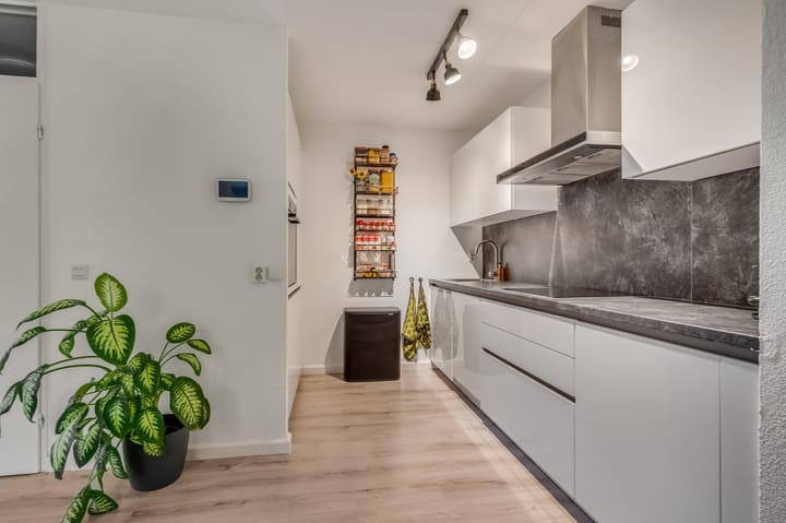 Photo 17 of Meijer van Leeuwenstraat 40