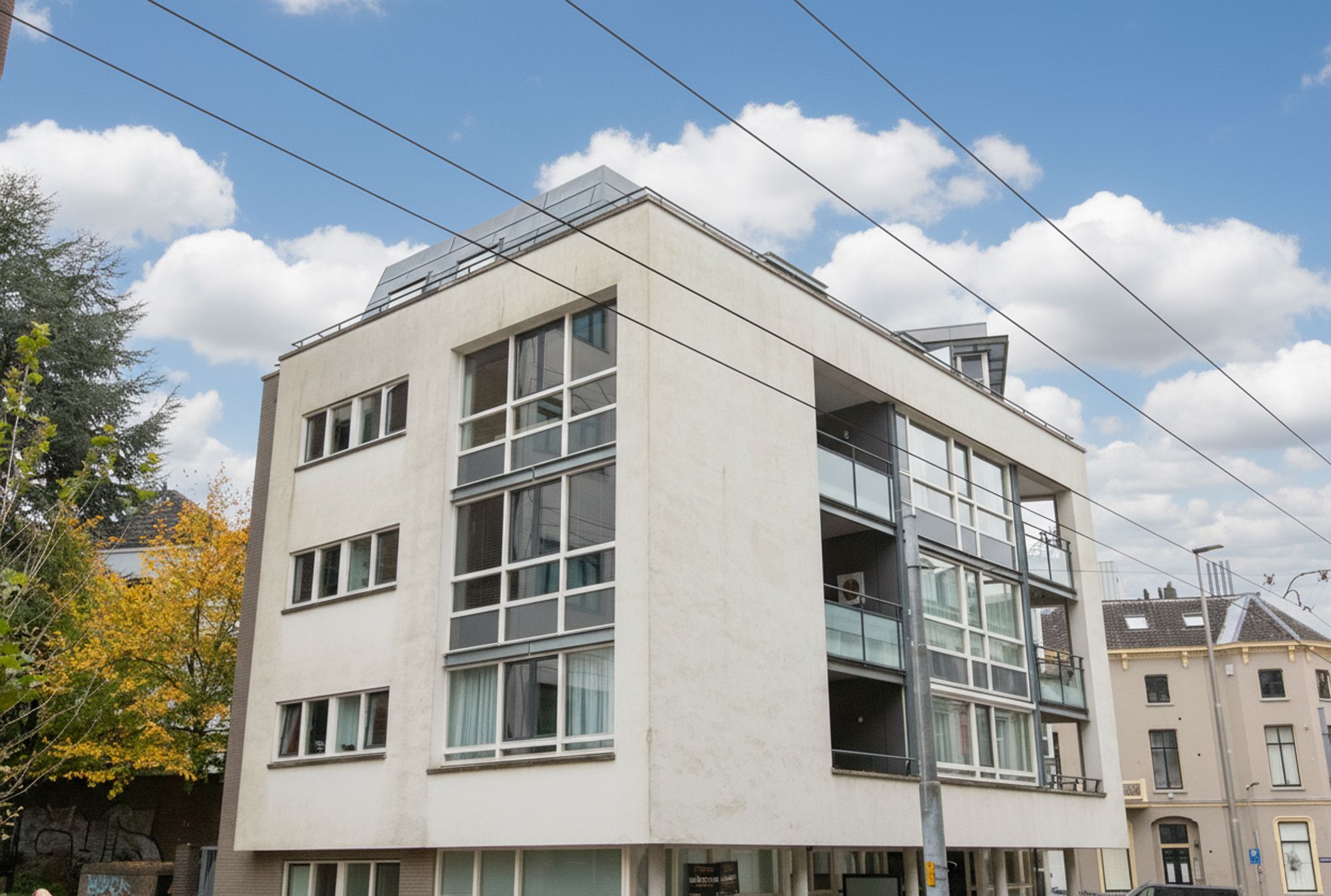 Photo 6 of Utrechtsestraat 44-13