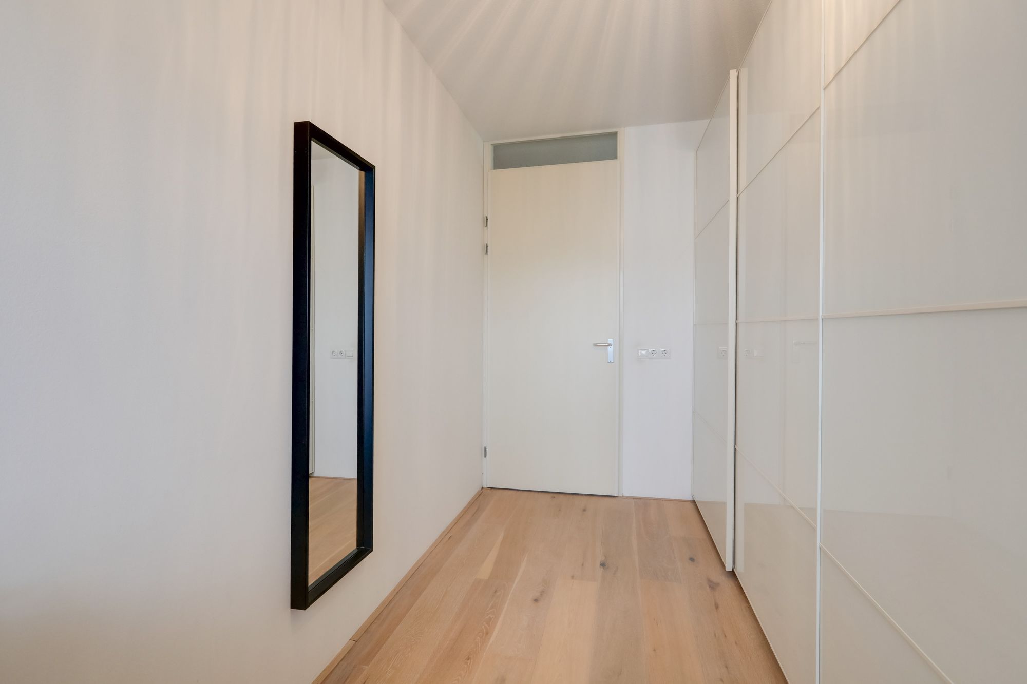 Photo 42 of Utrechtsestraat 44-13