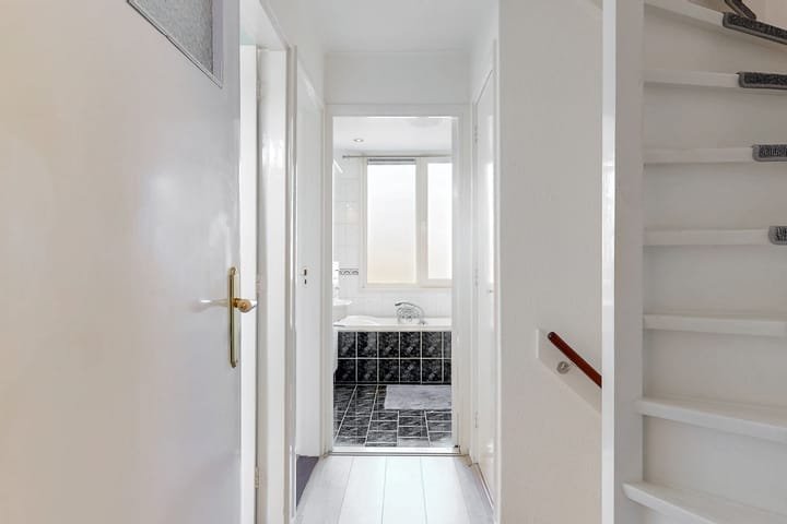 Photo 22 of Adegeest 9