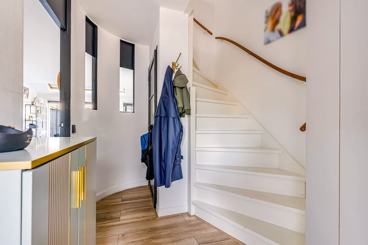 Foto 23 van Alban Bergstraat 2