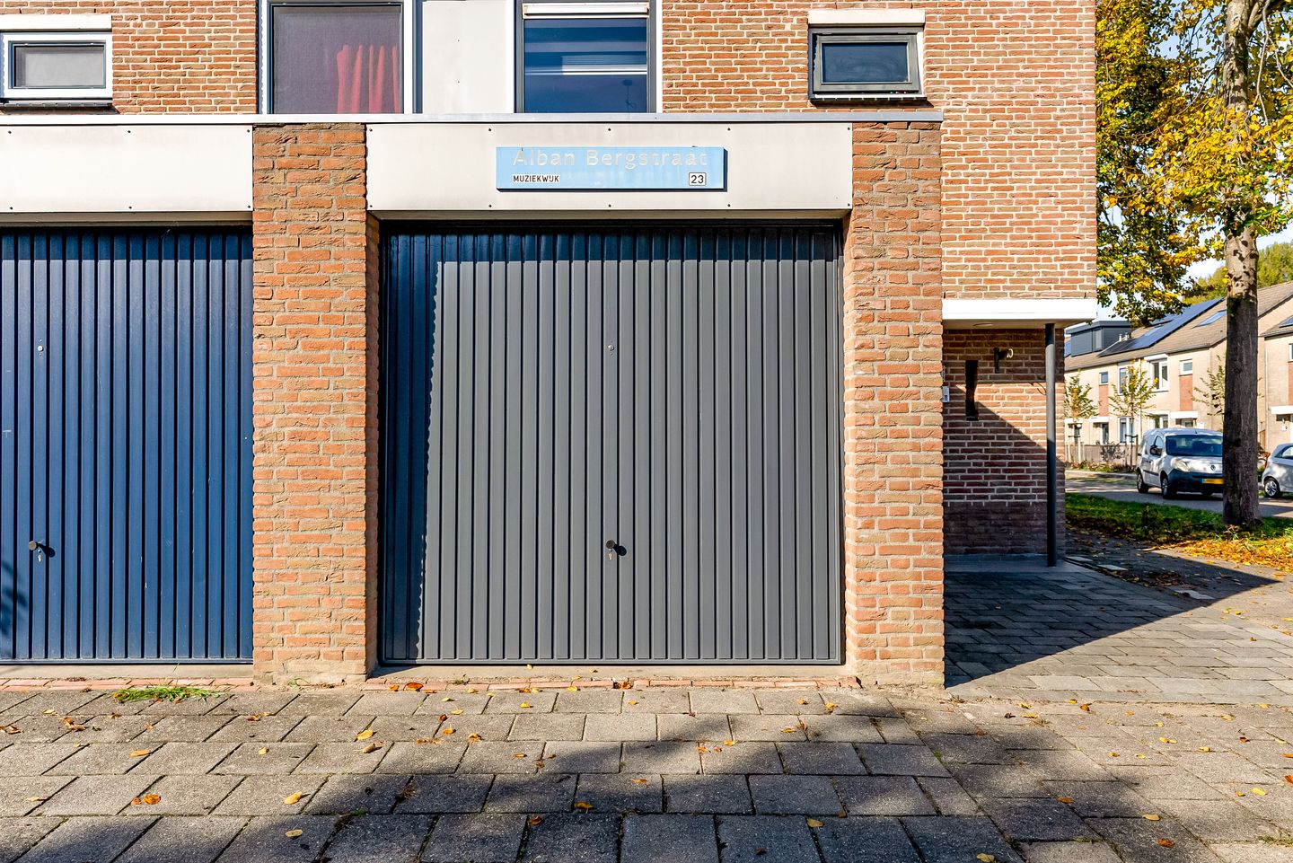 Foto 29 van Alban Bergstraat 2