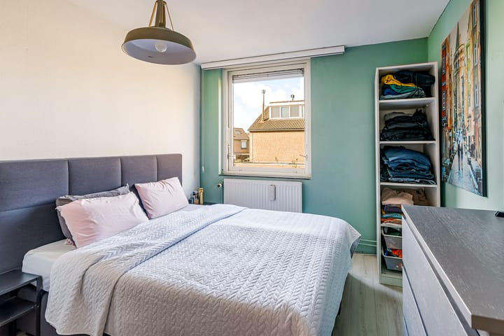 Foto 36 van Alban Bergstraat 2