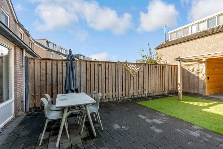 Foto 52 van Alban Bergstraat 2